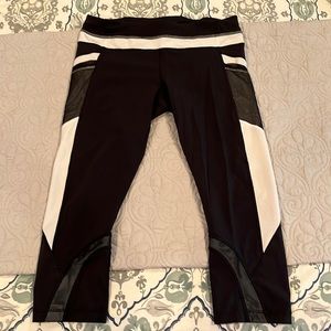 Lulu leggings. 3/4 length